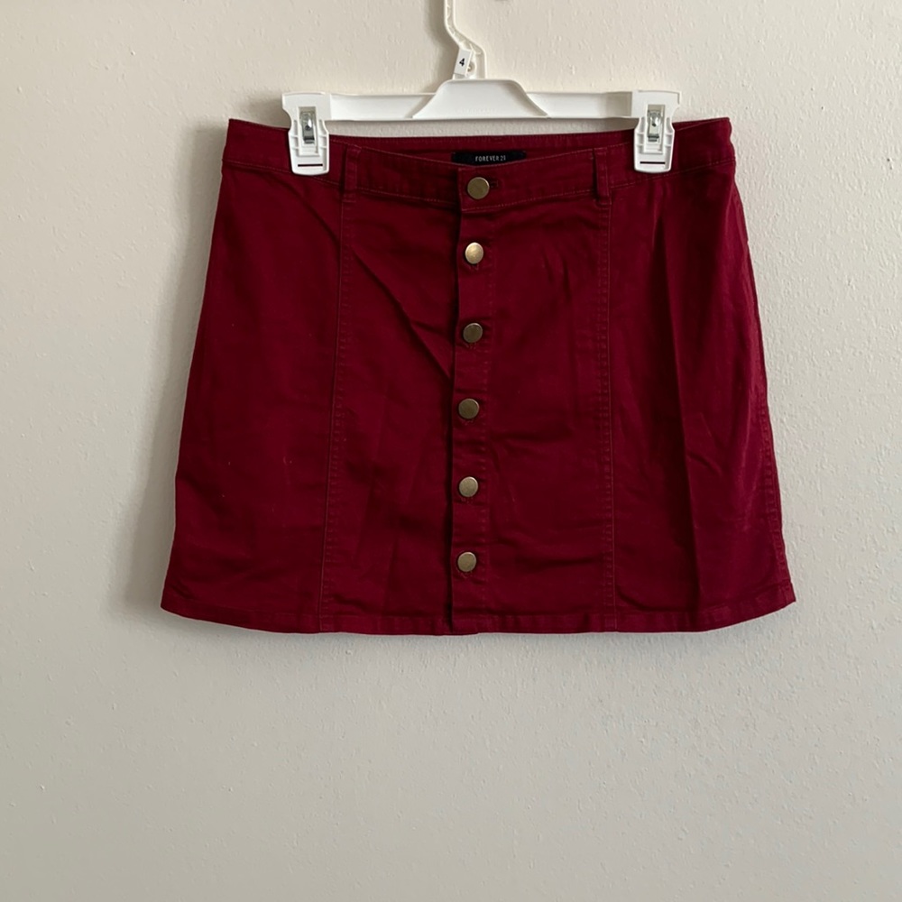 Forever 21, size lg maroon skirt!